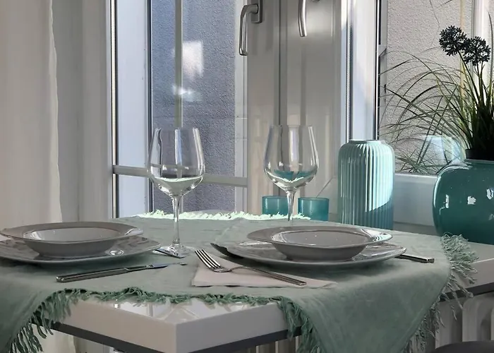 Schicke Landhauswohnung Mit Dachterrasse 柯尼希斯温特