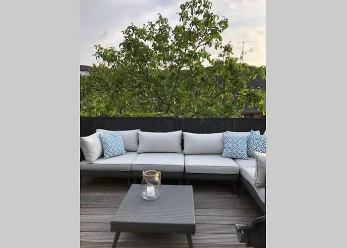 Apartment Schicke Landhauswohnung Mit Dachterrasse